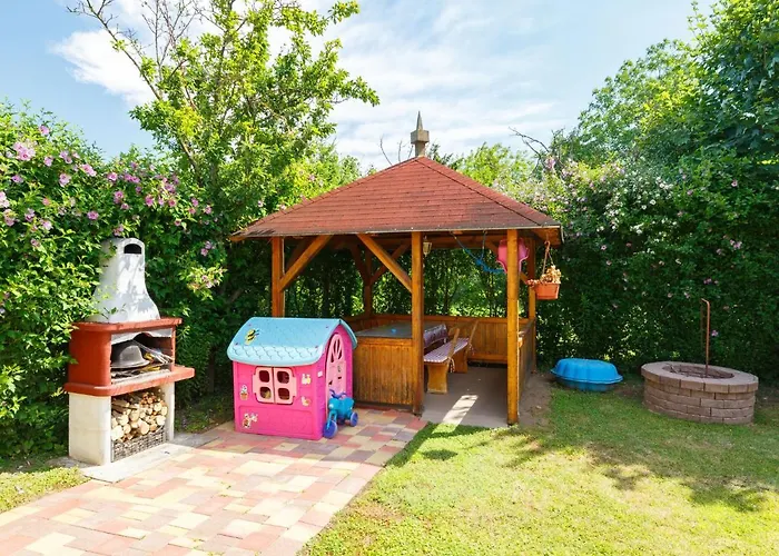 בית נופש Ilona By Interhome